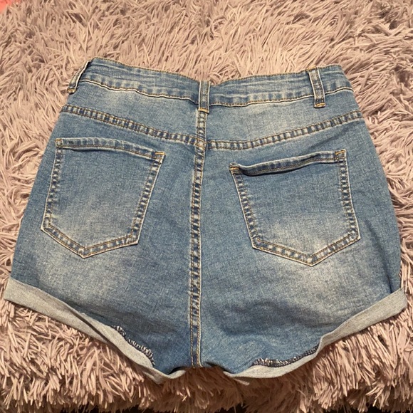 Jean Shorts - Picture 2 of 2